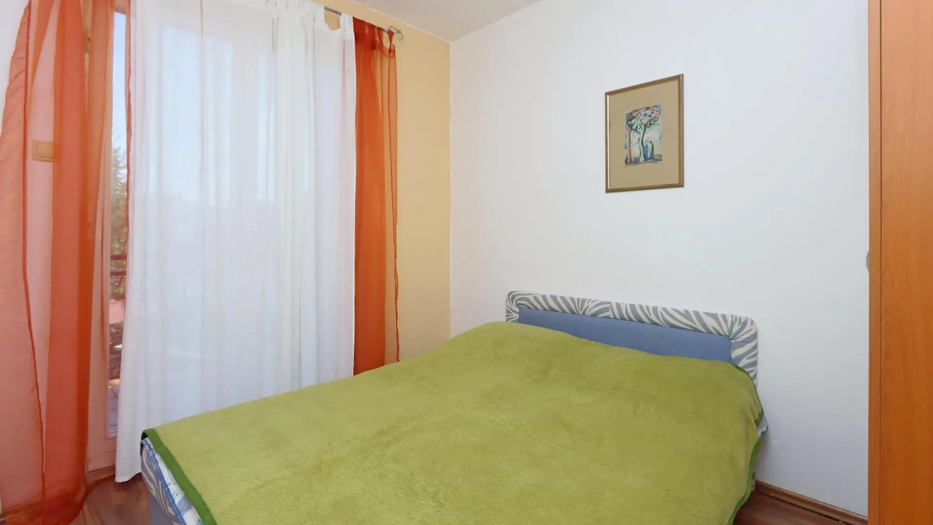 Apartments With A Parking Space Malinska