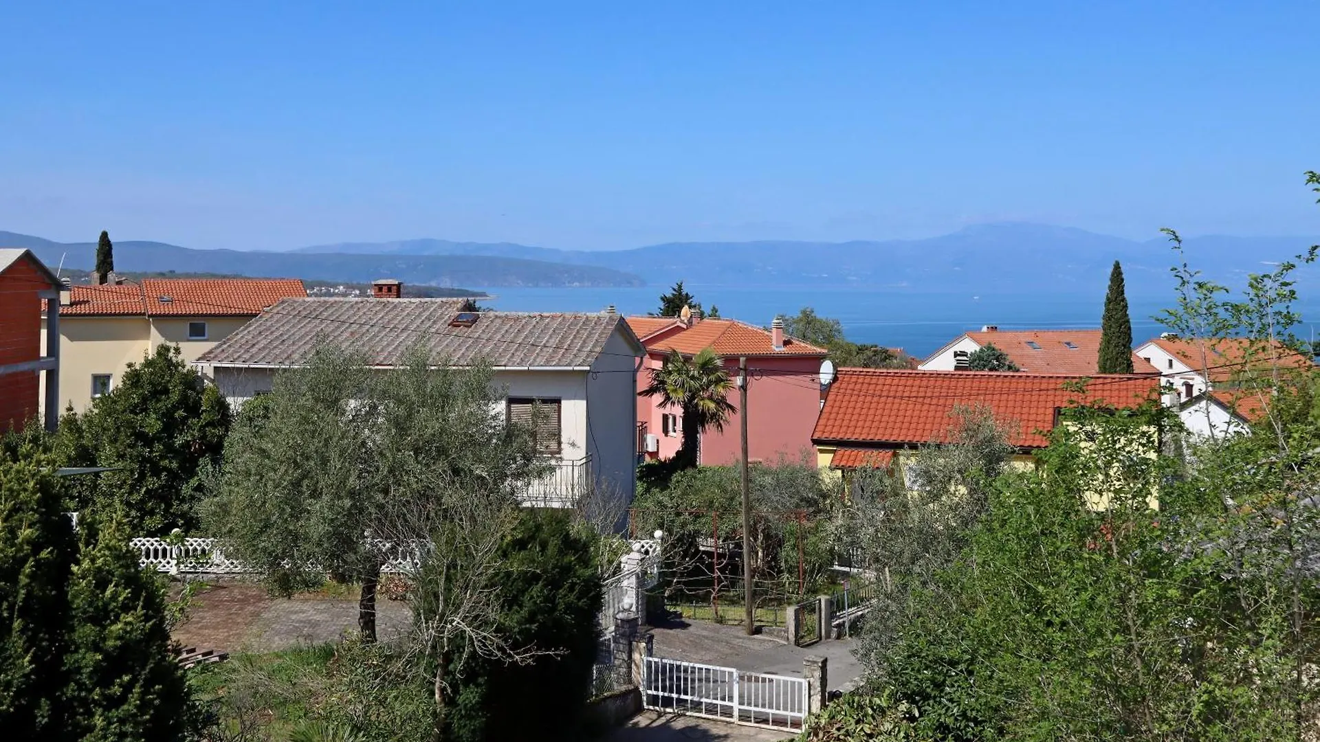 Apartments With A Parking Space Malinska